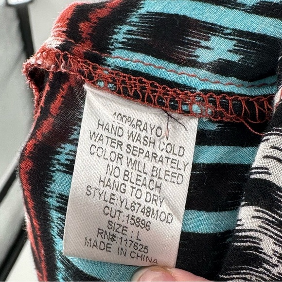 Tribal Print Women's Top - Multicolor - Picture 10 of 11